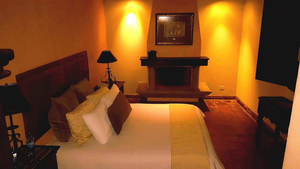 La Casa De Don Pedro Hotel Antigua Luaran gambar