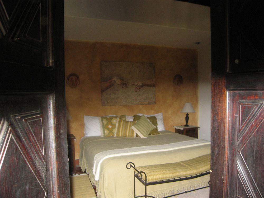 La Casa De Don Pedro Hotel Antigua Luaran gambar